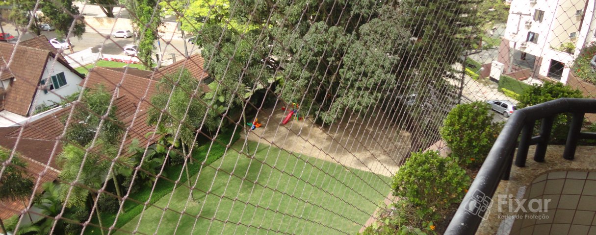 Qual a altura mínima recomendada para instalar redes de proteção